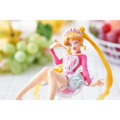 Bandai Sweeties SailorMoon Tsukino Usagi Fruit Parlor Ver. -Model Saga Shop 008 48146.1474614603