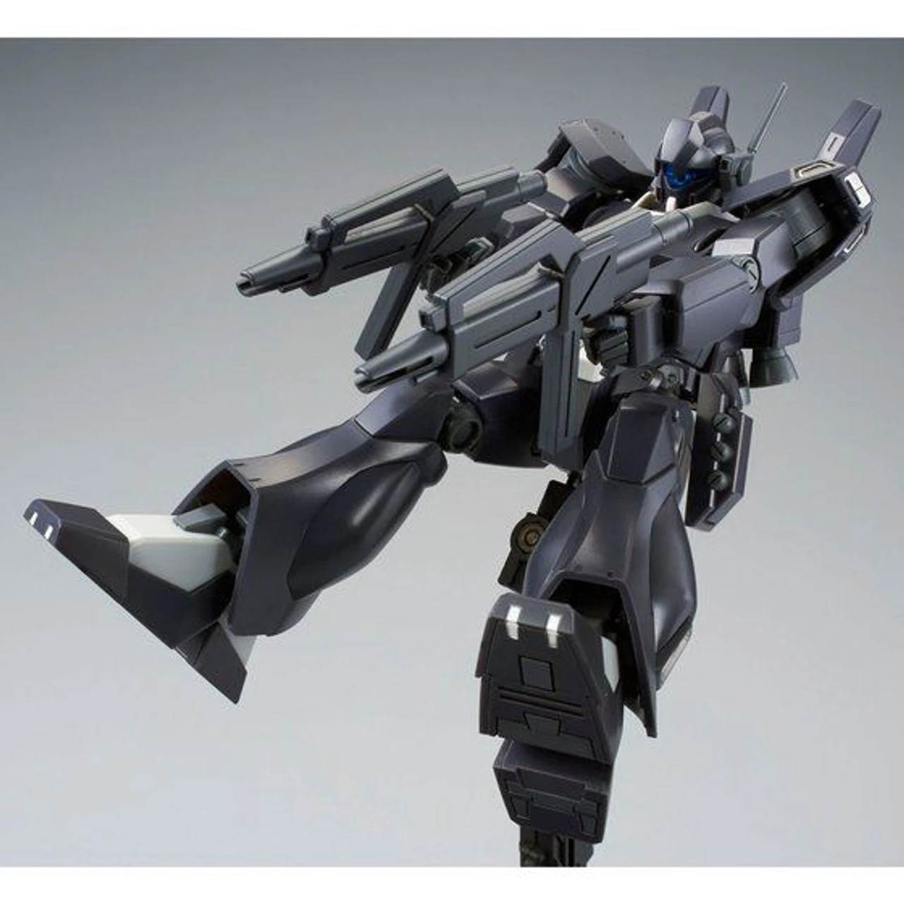 Bandai HGUC 1/144 RGM-89D Jegan D Type (Pico Altidore) Plastic Model ( AUG 2018 ) 7 Bandai HGUC 1/144 RGM-89D Jegan D Type (Pico Altidore) Plastic Model ( AUG 2018 ) - Image 5