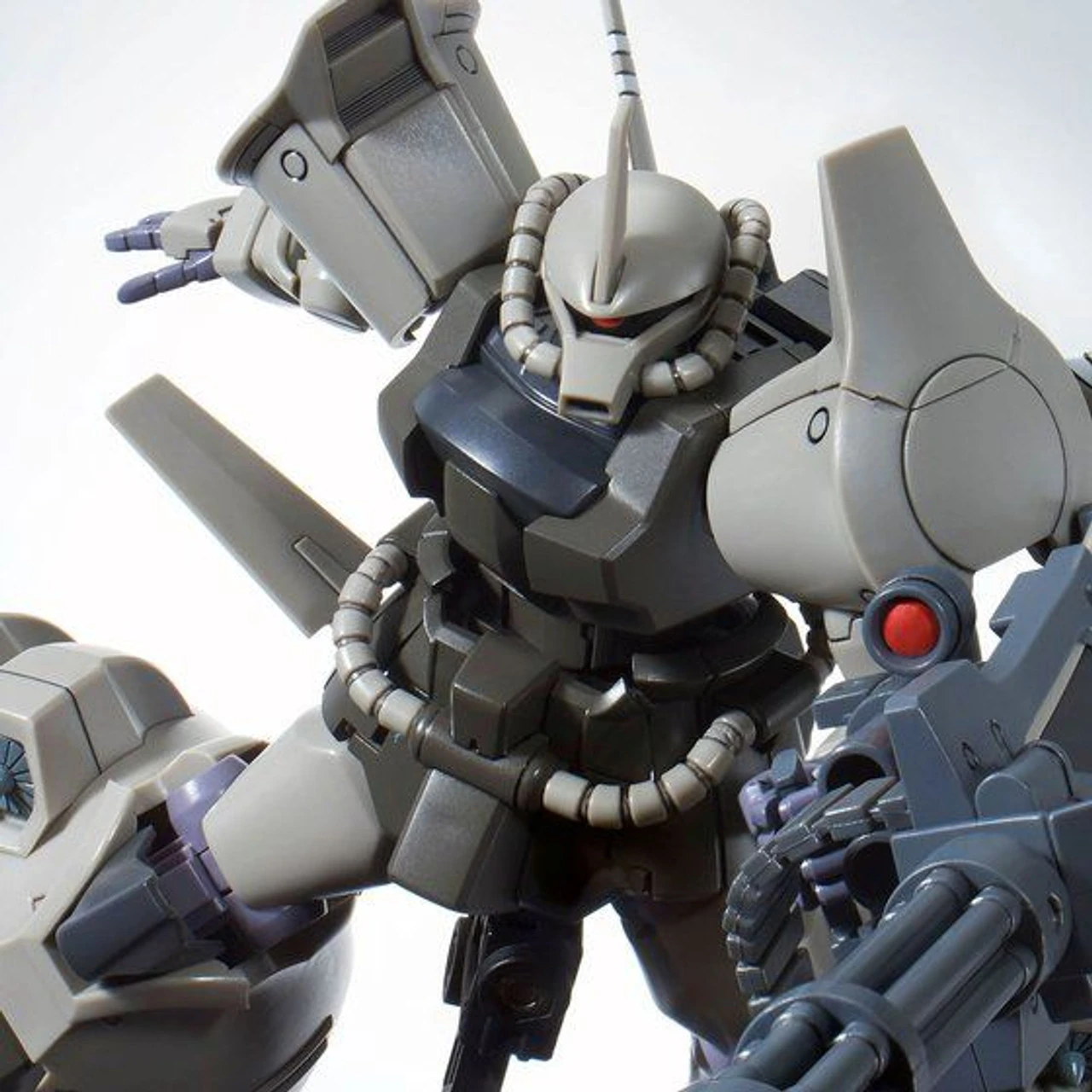 Bandai HGUC 1/144 Gouf Flight Type Plastic Model ( JUL 2018 ) 3 Bandai HGUC 1/144 Gouf Flight Type Plastic Model ( JUL 2018 )