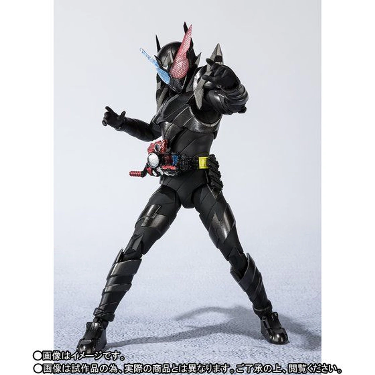 Bandai S.H.Figuarts Kamen Rider Build - Rabbittank Hazard Form Action Figure ( JUN 2019 ) 4 Bandai S.H.Figuarts Kamen Rider Build - Rabbittank Hazard Form Action Figure ( JUN 2019 ) - Image 2