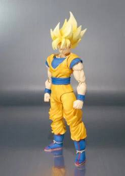S.H.Figuarts Super Saiyan Son Goku Dragonball Z Action Figure By BANDAI -Model Saga Shop item 0000001216 03 29944.1439275252