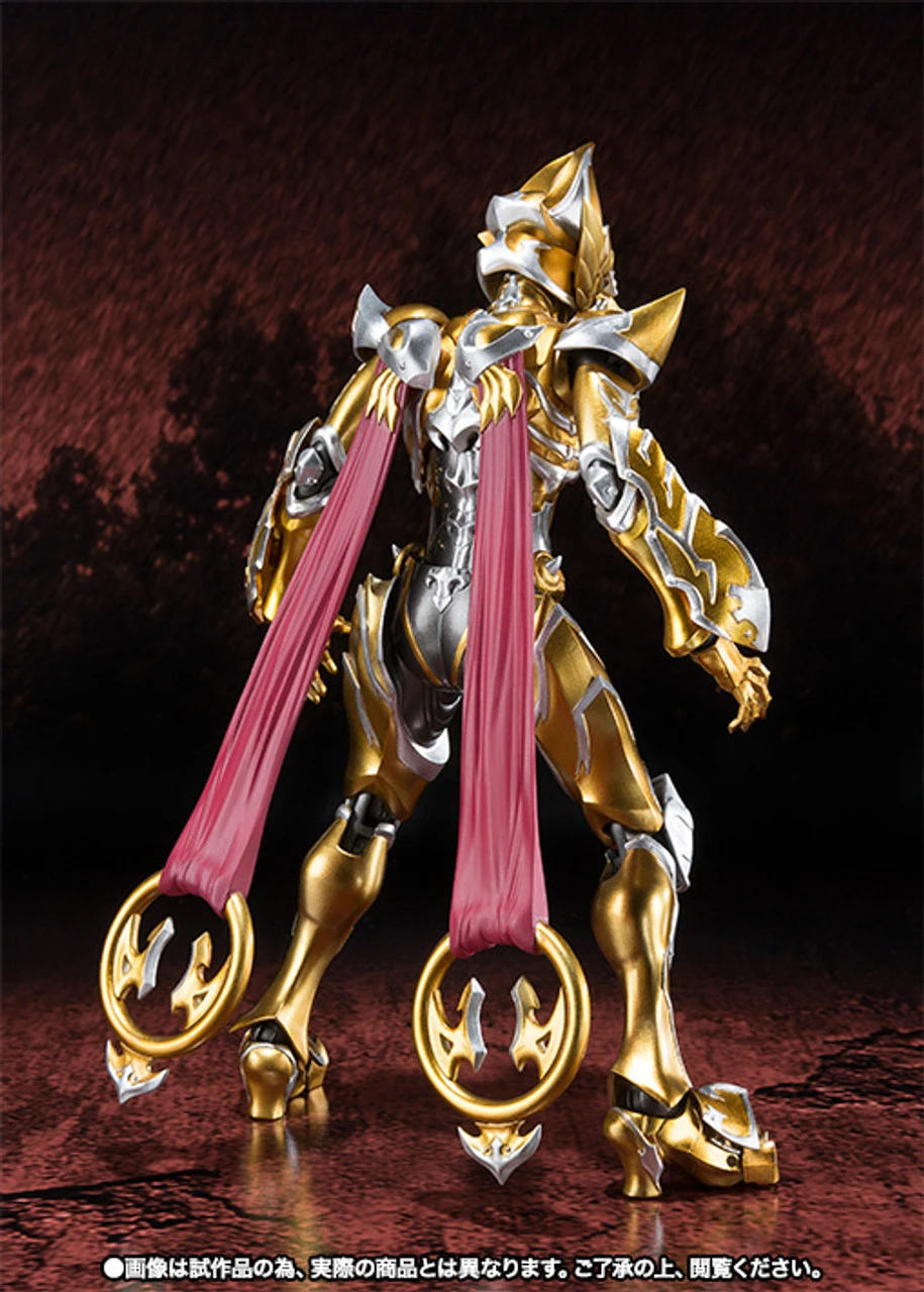 Bandai S.H.Figuarts Golden Knight Garo (Leon Engraved) Action Figure 5 Bandai S.H.Figuarts Golden Knight Garo (Leon Engraved) Action Figure - Image 3