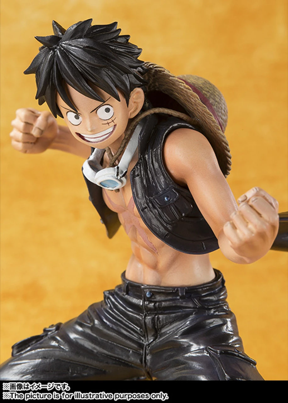 Bandai Figuarts Zero Monkey D Luffy -ONE PIECE FILM GOLD Ver.- PVC Figure 5 Bandai Figuarts Zero Monkey D Luffy -ONE PIECE FILM GOLD Ver.- PVC Figure - Image 3