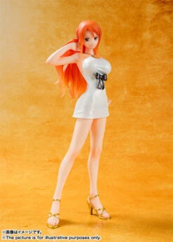 Bandai Figuarts Zero Nami -ONE PIECE FILM GOLD Ver.- PVC Figure