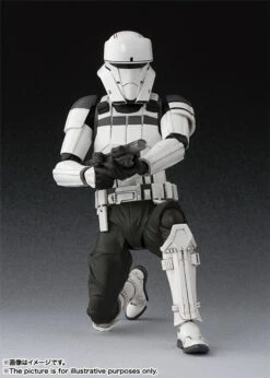 Bandai S.H.Figuarts HoverTank Commander Action Figure -Model Saga Shop item 0000011589 iaId5uDL 07 93767.1475227045