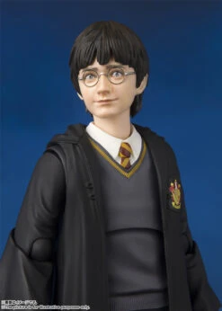 Bandai S.H.Figuarts Harry Potter (Harry Potter And The Sorcerers Stone) Action Figure 19 Bandai S.H.Figuarts Harry Potter (Harry Potter And The Sorcerers Stone) Action Figure -Model Saga Shop item 0000012589 FE2F4CFy 11 37607.1527159016