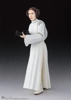 Bandai S.H.Figuarts Princess Leia Organa (Star Wars: A New Hope) Action Figure -Model Saga Shop item 0000012672 1nwVulOc 03 34765.1533100216
