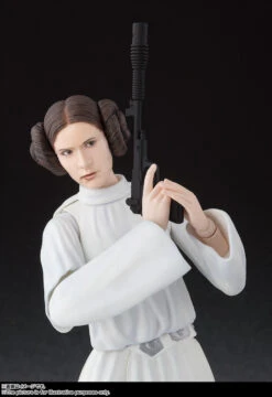 Bandai S.H.Figuarts Princess Leia Organa (Star Wars: A New Hope) Action Figure -Model Saga Shop item 0000012672 1nwVulOc 07 41685.1533100216